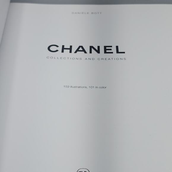 Chanel Collections and Creations Book Coffee Table Hardcover Fashion Photos - Picture 6 of 16